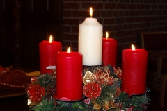 Advent_candles_lit